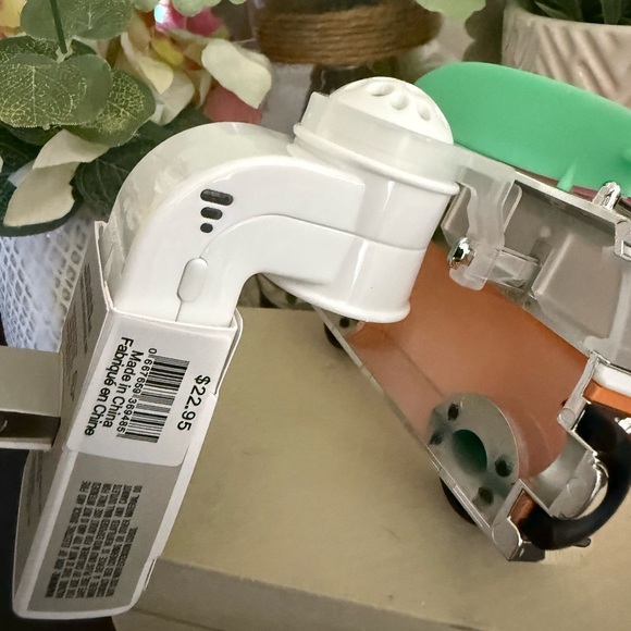 🆕🚐 BATH & BODY WORKS LIMITED EDITION “SURF VAN” WALLFLOWERS NIGHTLIGHT. NEW! - Picture 9 of 10